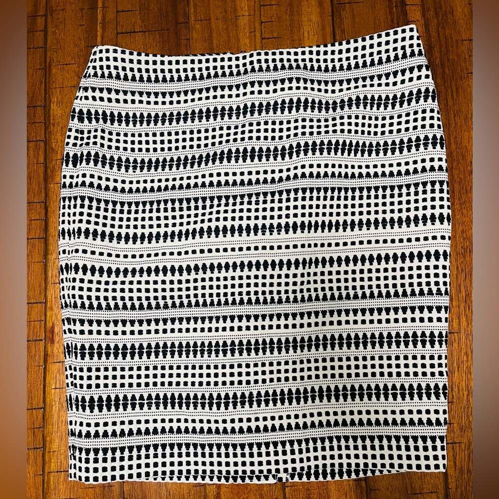 Loft pencil skirt